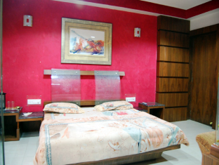Hotel Meera Chittorgarh Экстерьер фото